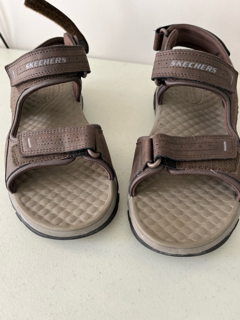 MEN’S SKECHERS BROWN RELAXED FIT SANDALS